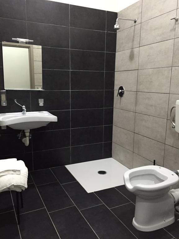 Bed & Breakfast Binario 1 Naples